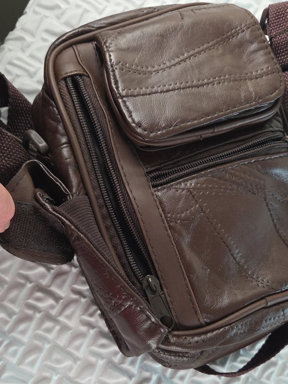 Crossbody MENS SLING BAG.Brown. English Leather PVC. RAIN RESISTANT